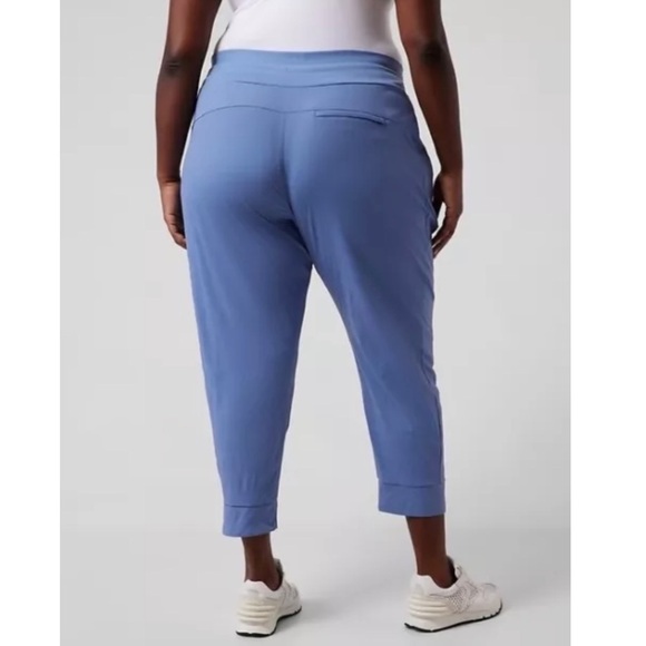 ATHLETA Trekkie North Plus Size Jogger Pants in Cottage Blue Size 18 NEW - Picture 3 of 16
